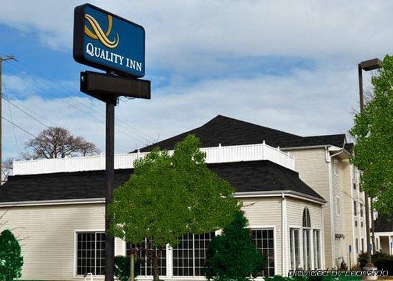 Quality Inn Chester - South Richmond מראה חיצוני תמונה