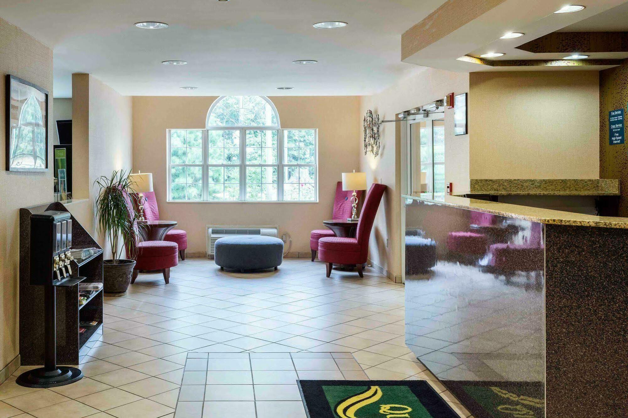 Quality Inn Chester - South Richmond מראה חיצוני תמונה
